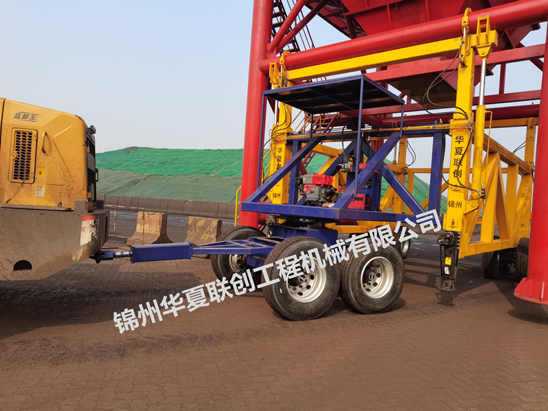錦州華夏聯(lián)創(chuàng) 散貨漏斗專用拖車